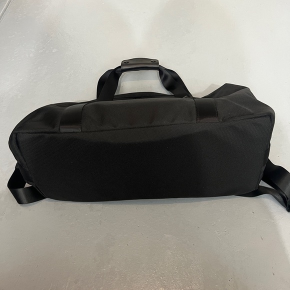 Tumi Alpha Corporate Weekender Travel Duffle Duffel Bag Nylon Black - Picture 8 of 15